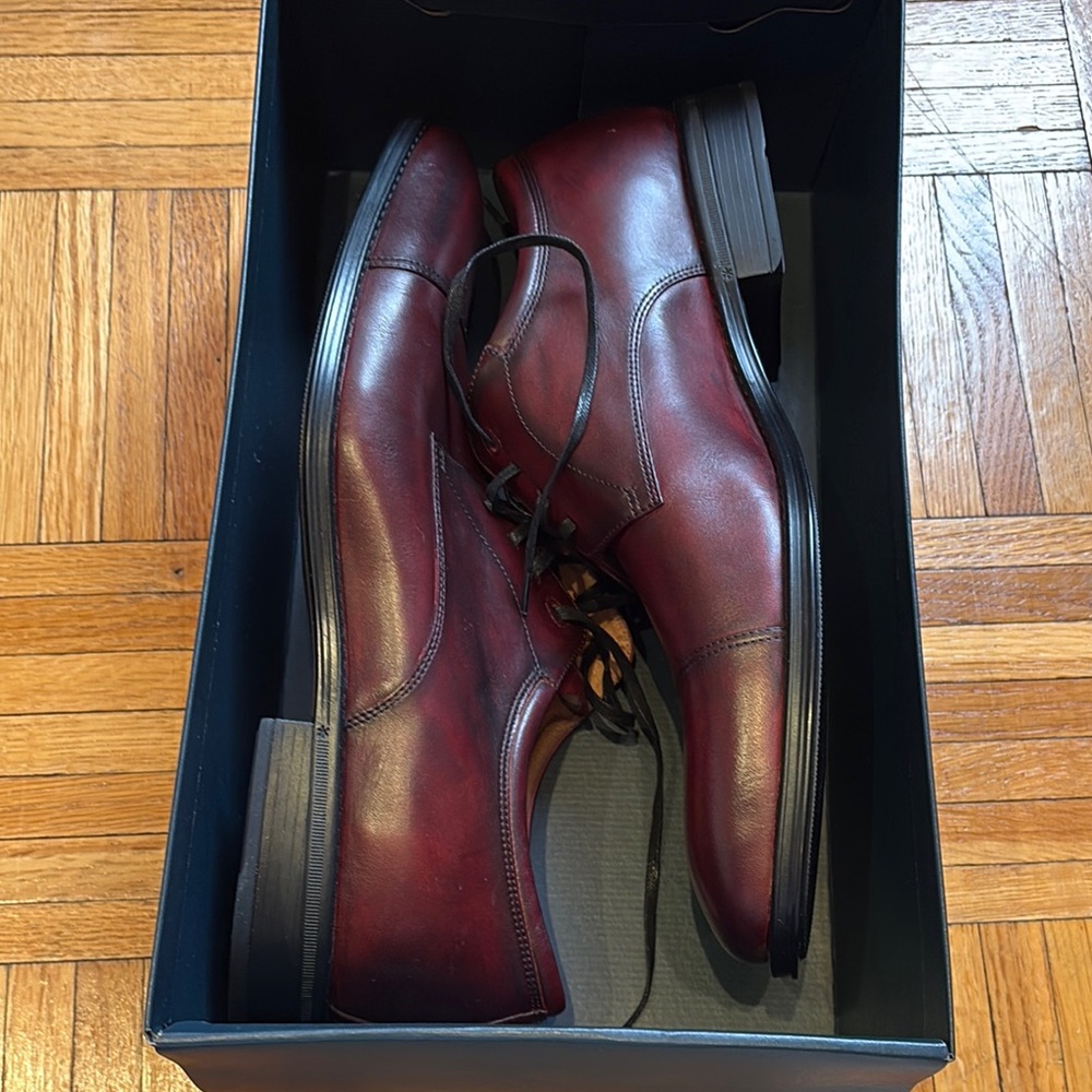 Florsheim Brown Oxfords Classic Leather Design